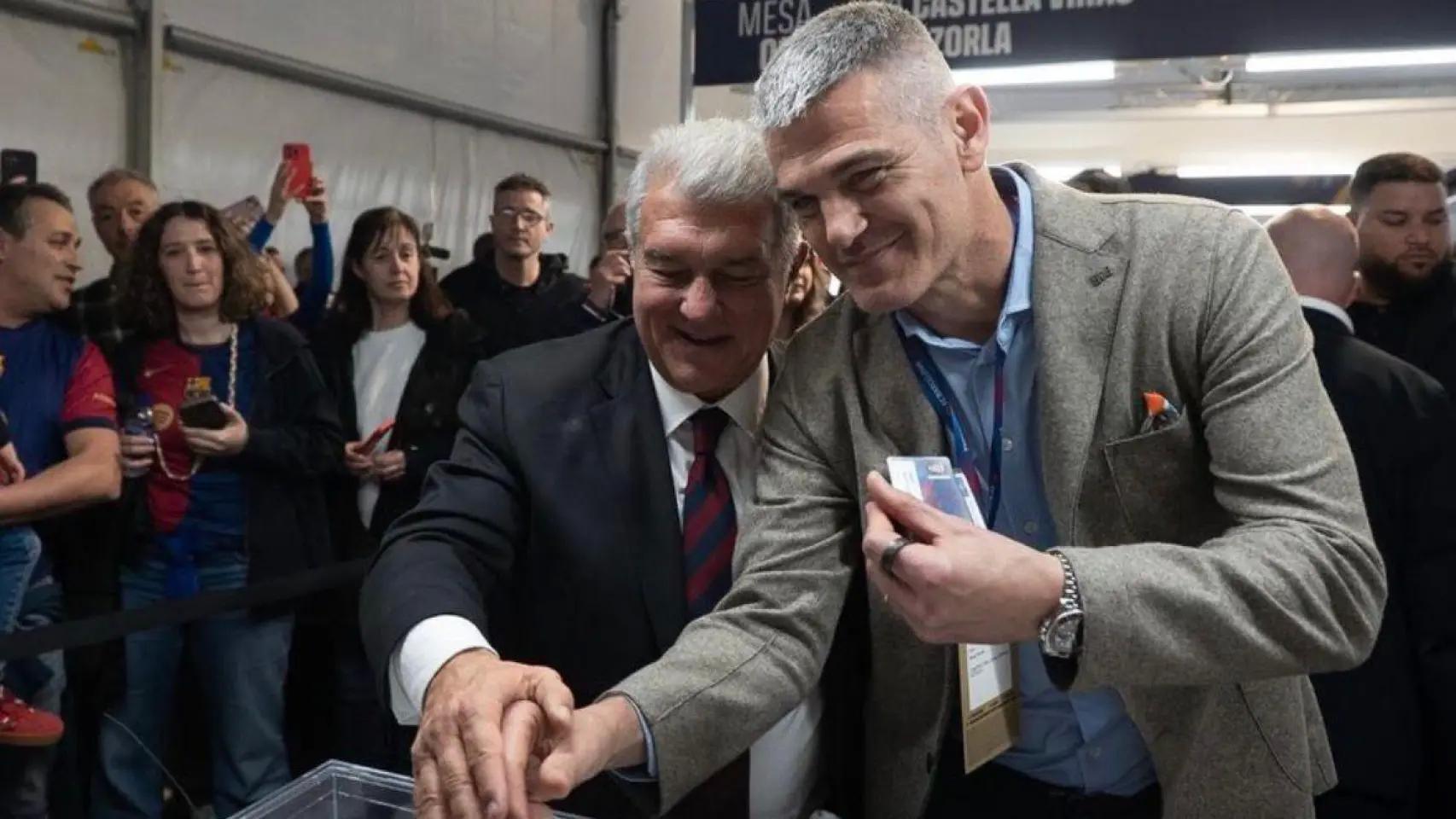 九游官网app下载-拉波尔塔团队成员：球员支持我们是他们自愿的；我们配得上赢