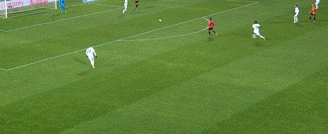 九游官网-【意甲】莱昂吊射 贝内文托失点 AC米兰染红2比0胜